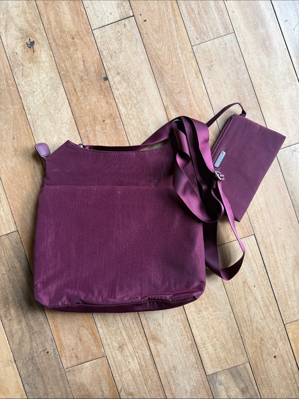 Baggallini Crossbody Bag with Matching Pouch - Wine - Picture 2 of 3
